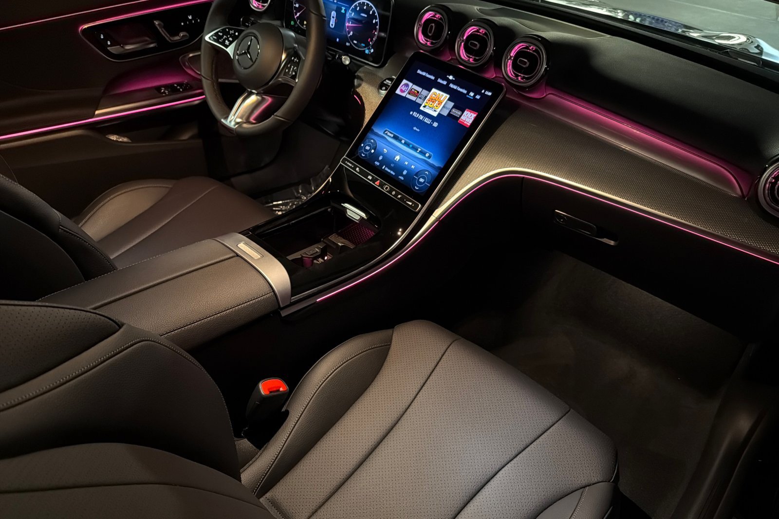 New 2027 Mercedes-Benz CLE 300 4MATIC Coupe image 14