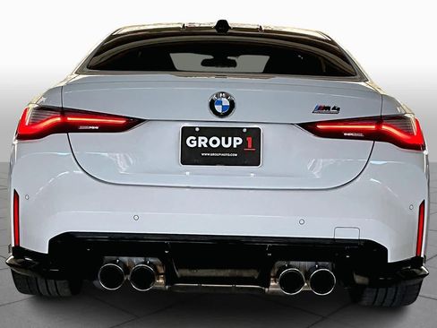 Used 2024 BMW M4 Competition w/ Executive Package image 4
