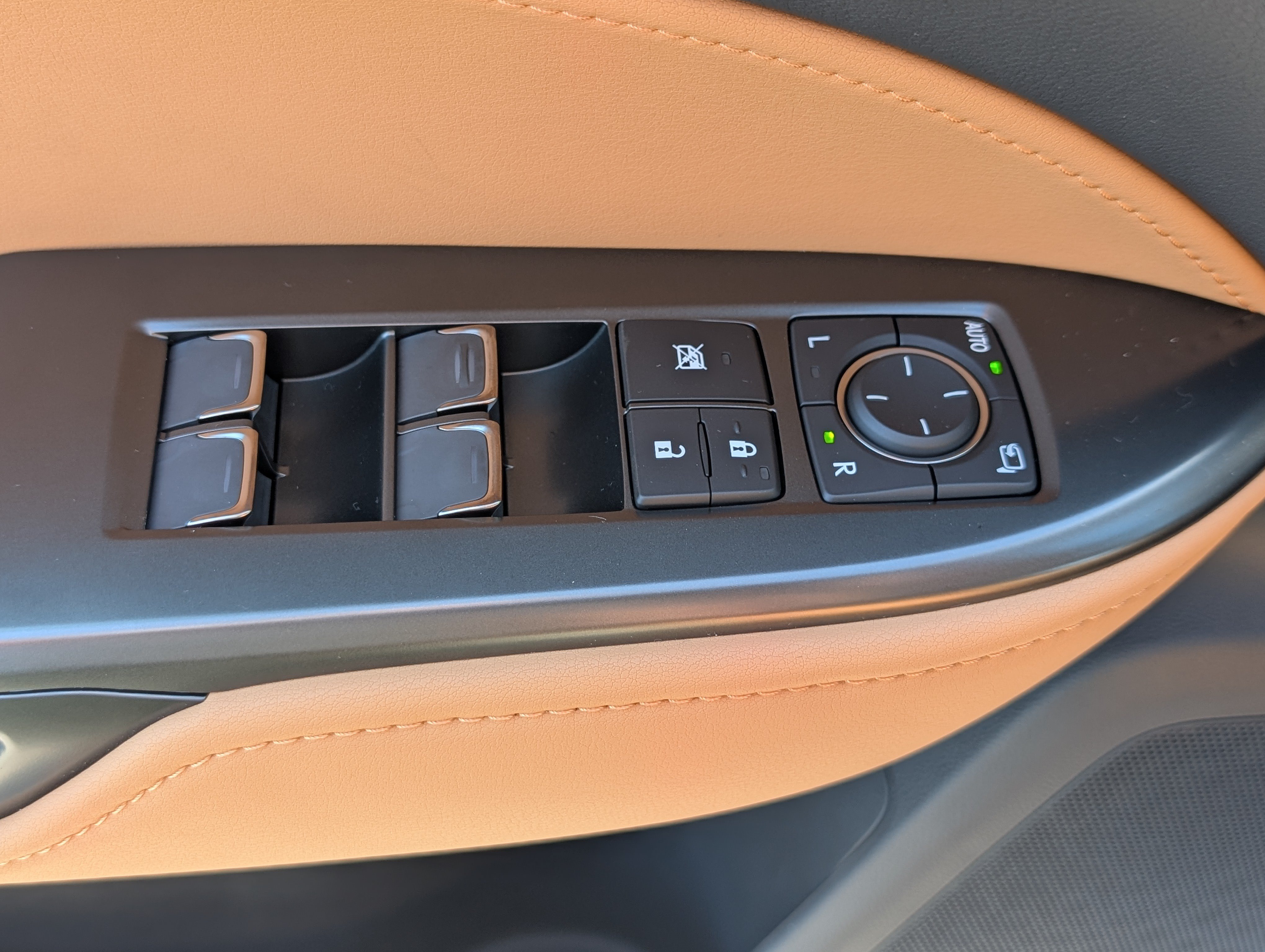 New 2026 Lexus NX 350 AWD w/ Accessory Package (2T) image 17