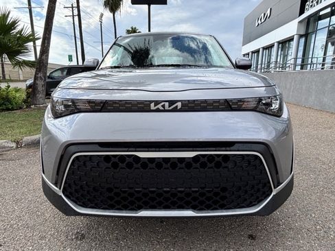 New 2025 Kia Soul LX image 2