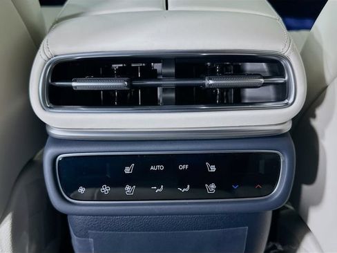 New 2026 Genesis GV80 3.5T Prestige AWD/4WD image 18