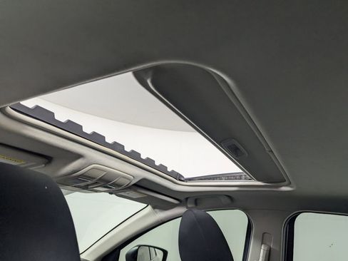 Used 2014 MAZDA MAZDA3 i Touring w/ Technology Package image 25