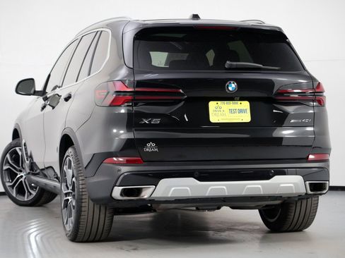 Used 2024 BMW X5 sDrive40i w/ Premium Package image 6