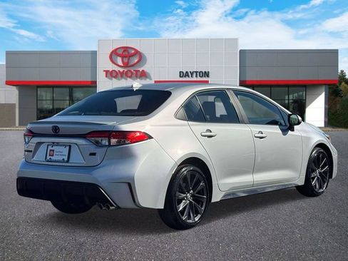 Used 2023 Toyota Corolla SE FWD image 5