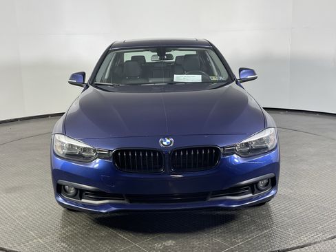 Used 2016 BMW 320i xDrive Sedan image 2