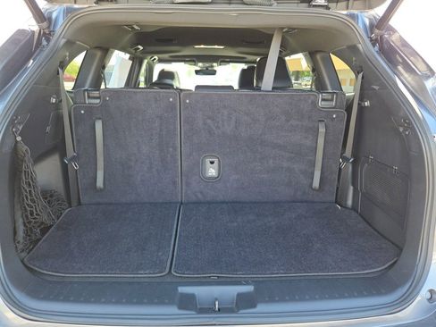 Used 2023 Toyota Highlander XSE FWD image 26