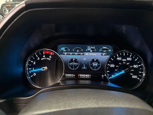 Used 2017 Ford F250 Platinum w/ Platinum Ultimate Package AWD/4WD image 84