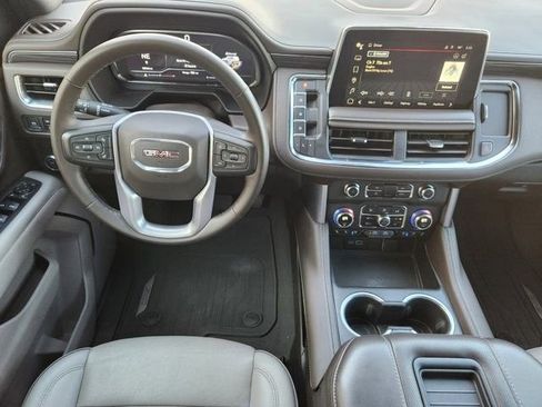 Used 2024 GMC Yukon SLT w/ SLT Premium Package RWD image 27