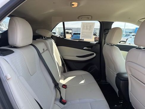 Used 2021 Buick Encore GX Select image 20