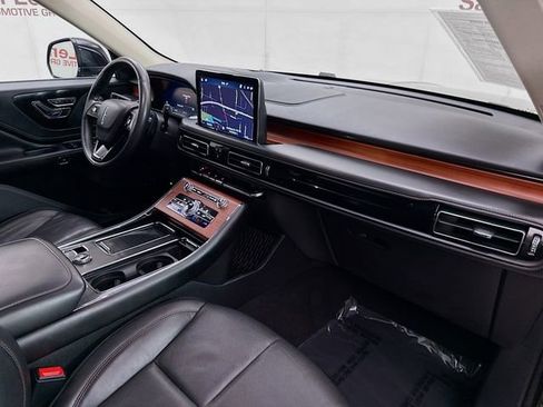 Used 2023 Lincoln Aviator Reserve w/ Equipment Group 201A AWD/4WD image 32