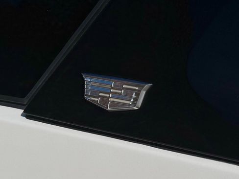 Used 2022 Cadillac Escalade Sport Platinum w/ LPO, ONYX Package image 98