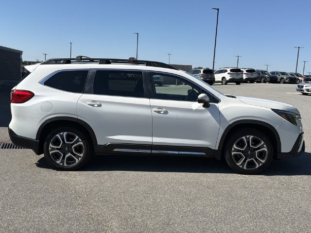 Used 2023 Subaru Ascent Limited AWD/4WD image 14
