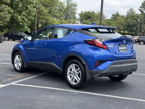 Used 2020 Toyota C-HR LE FWD image 21