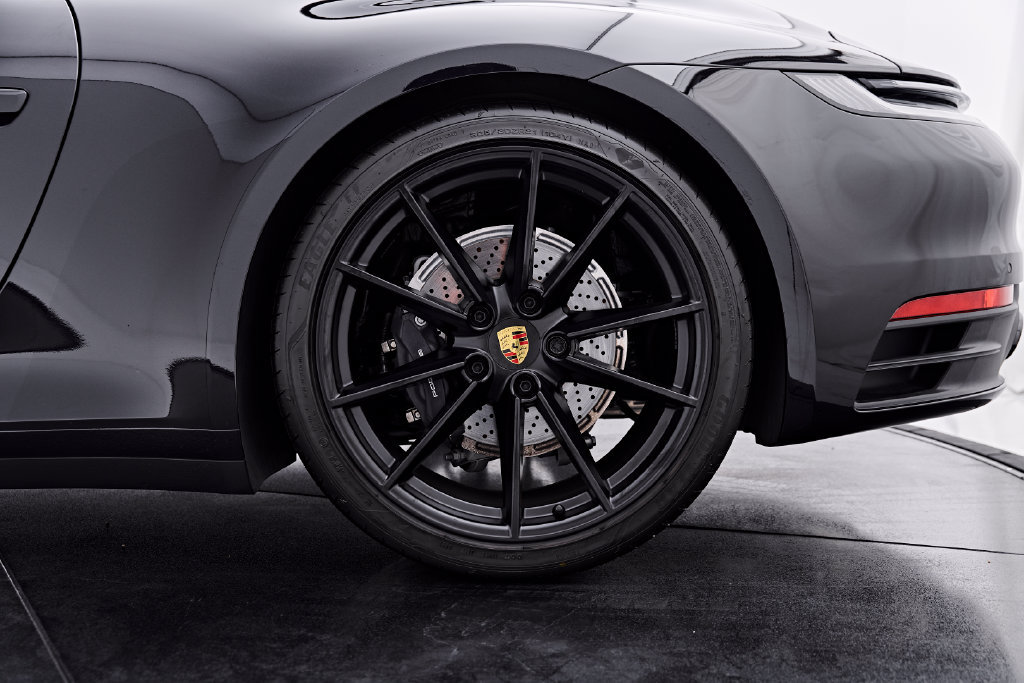 Used 2024 Porsche 911 Carrera T RWD image 27