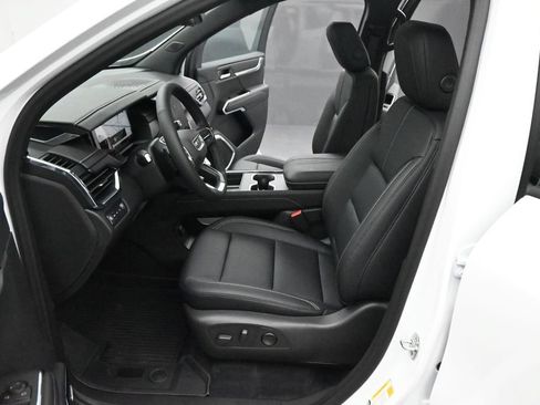 New 2026 GMC Acadia Elevation w/ Elevation Premium Package AWD/4WD image 7