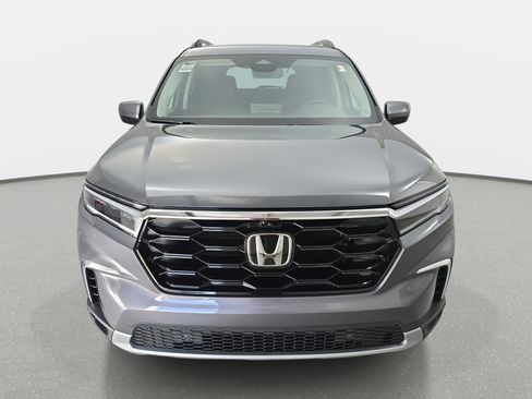 Certified 2025 Honda Pilot Elite image 2