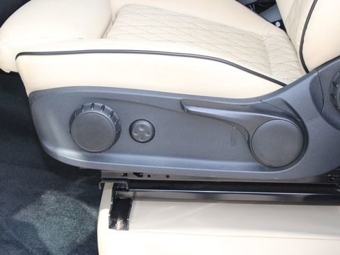 Used 2021 Mercedes-Benz Sprinter 3500 image 17