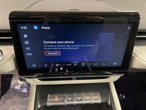 New 2026 Lincoln Nautilus Premier image 10