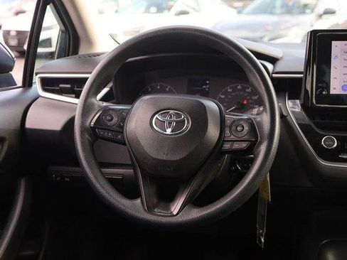 Used 2024 Toyota Corolla LE FWD image 20
