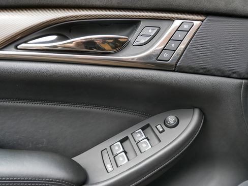 Used 2016 Cadillac CTS V w/ Luxury Package RWD image 9