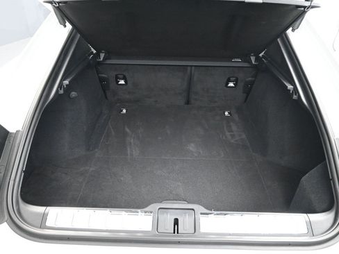 Certified 2025 Porsche Panamera image 25