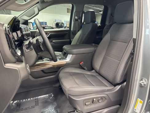 Used 2023 Chevrolet Silverado 1500 RST w/ All Star Edition Plus image 9