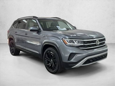 Used 2022 Volkswagen Atlas SE FWD image 3