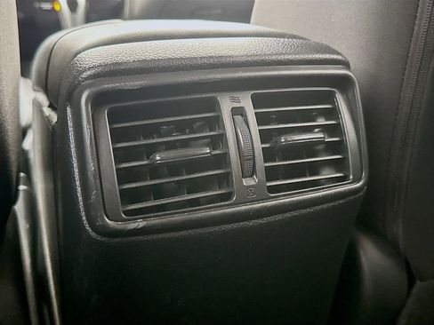 Used 2019 Nissan Rogue SV w/ Sun & Sound Touring Package AWD/4WD image 32