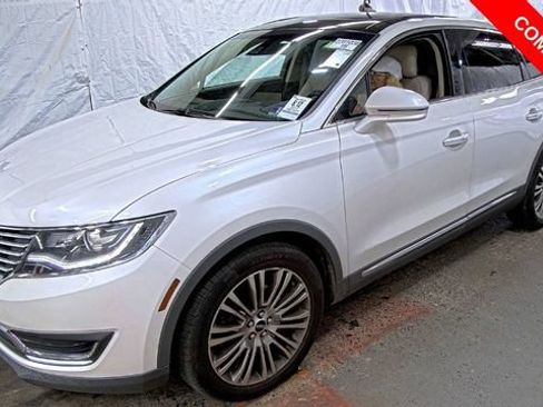 Used 2017 Lincoln MKX Reserve w/ Lincoln MKX Climate Package AWD/4WD image 2