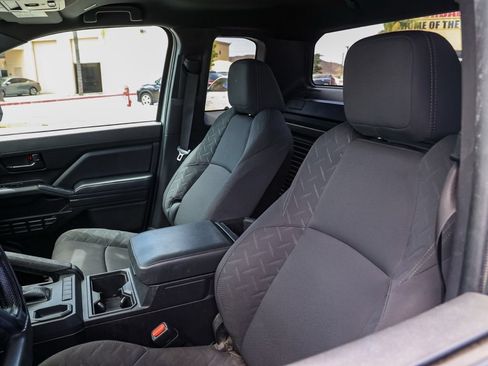 Used 2024 Toyota Tacoma SR RWD image 15