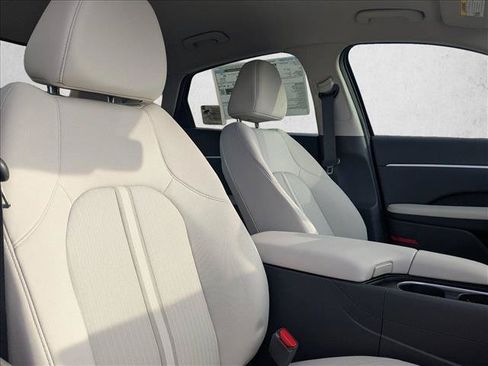 New 2026 Hyundai Sonata SEL FWD image 21