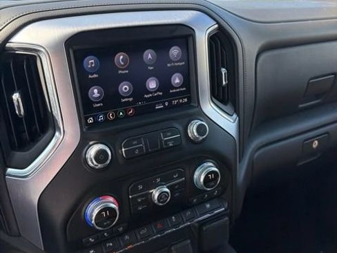 Used 2019 GMC Sierra 1500 SLT w/ SLT Premium Plus Package AWD/4WD image 3