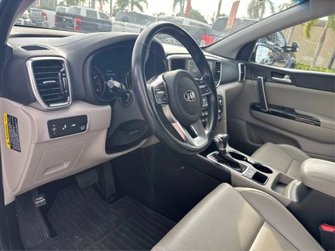 Used 2020 Kia Sportage EX FWD image 20