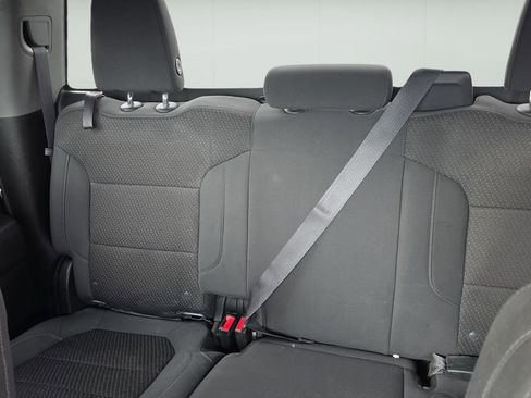 Used 2022 Chevrolet Silverado 1500 Custom image 13