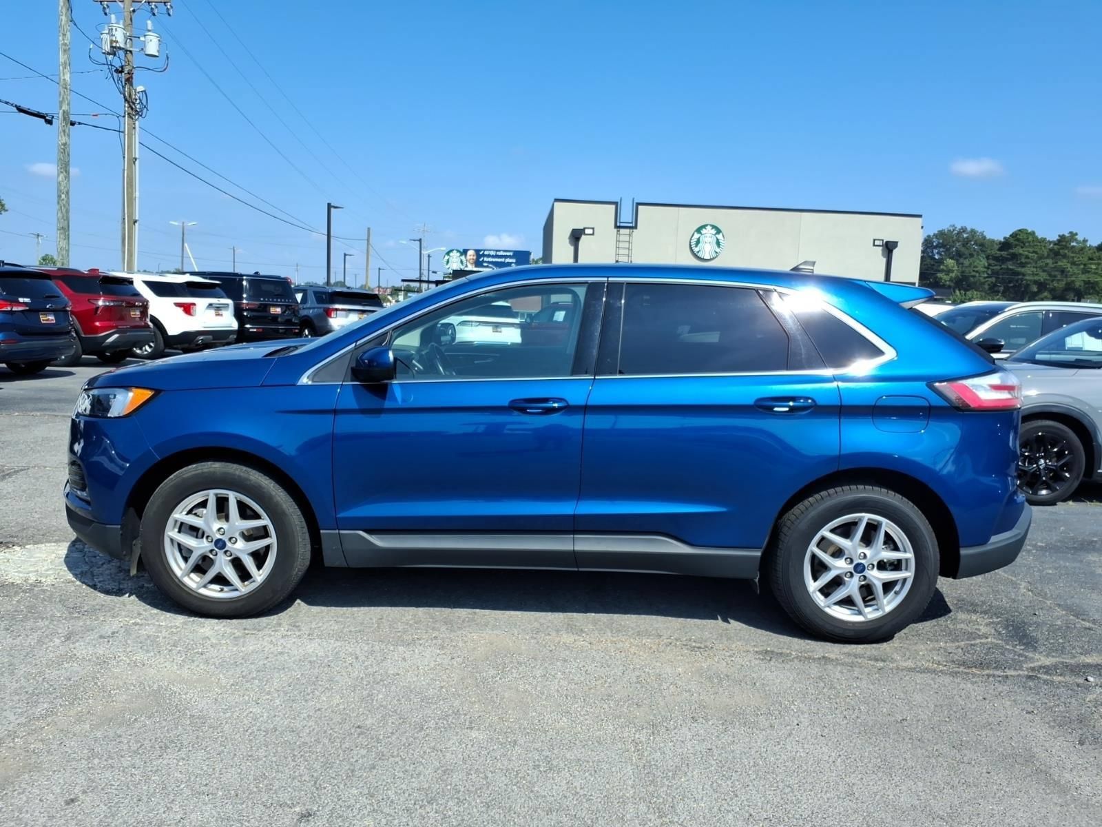 Used 2024 Ford Edge SEL AWD/4WD image 2