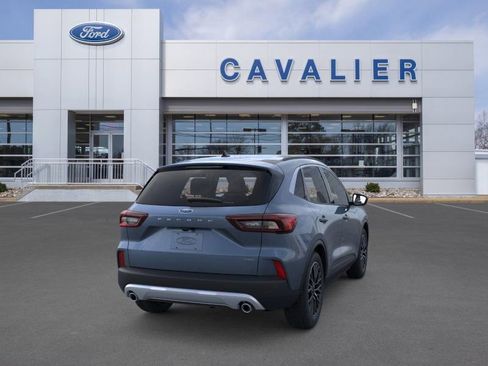 Used 2025 Ford Escape SE image 8