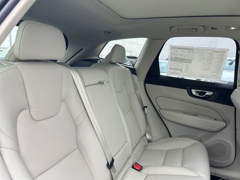 New 2025 Volvo XC60 B5 Plus w/ Protection Package Premier image 10