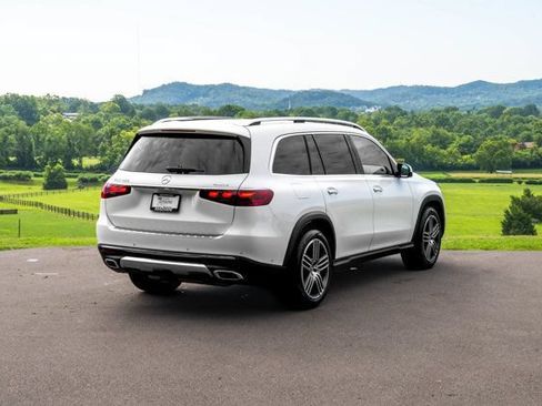 Used 2024 Mercedes-Benz GLS 450 4MATIC image 5