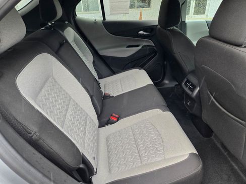 Certified 2024 Chevrolet Equinox LT FWD image 10