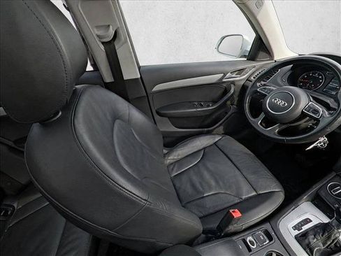 Used 2017 Audi Q3 2.0T Premium FWD image 16