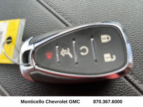Certified 2023 Chevrolet Traverse LT FWD image 25