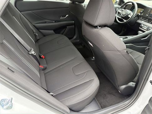 New 2026 Hyundai Elantra Blue image 15