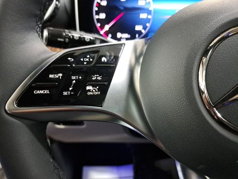 New 2026 Mercedes-Benz GLC 300 4MATIC image 18