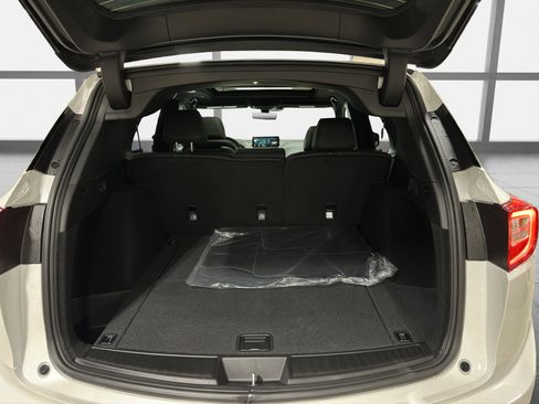 New 2026 Acura RDX SH-AWD image 11