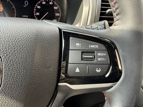 Used 2025 Honda Odyssey Sport-L image 35