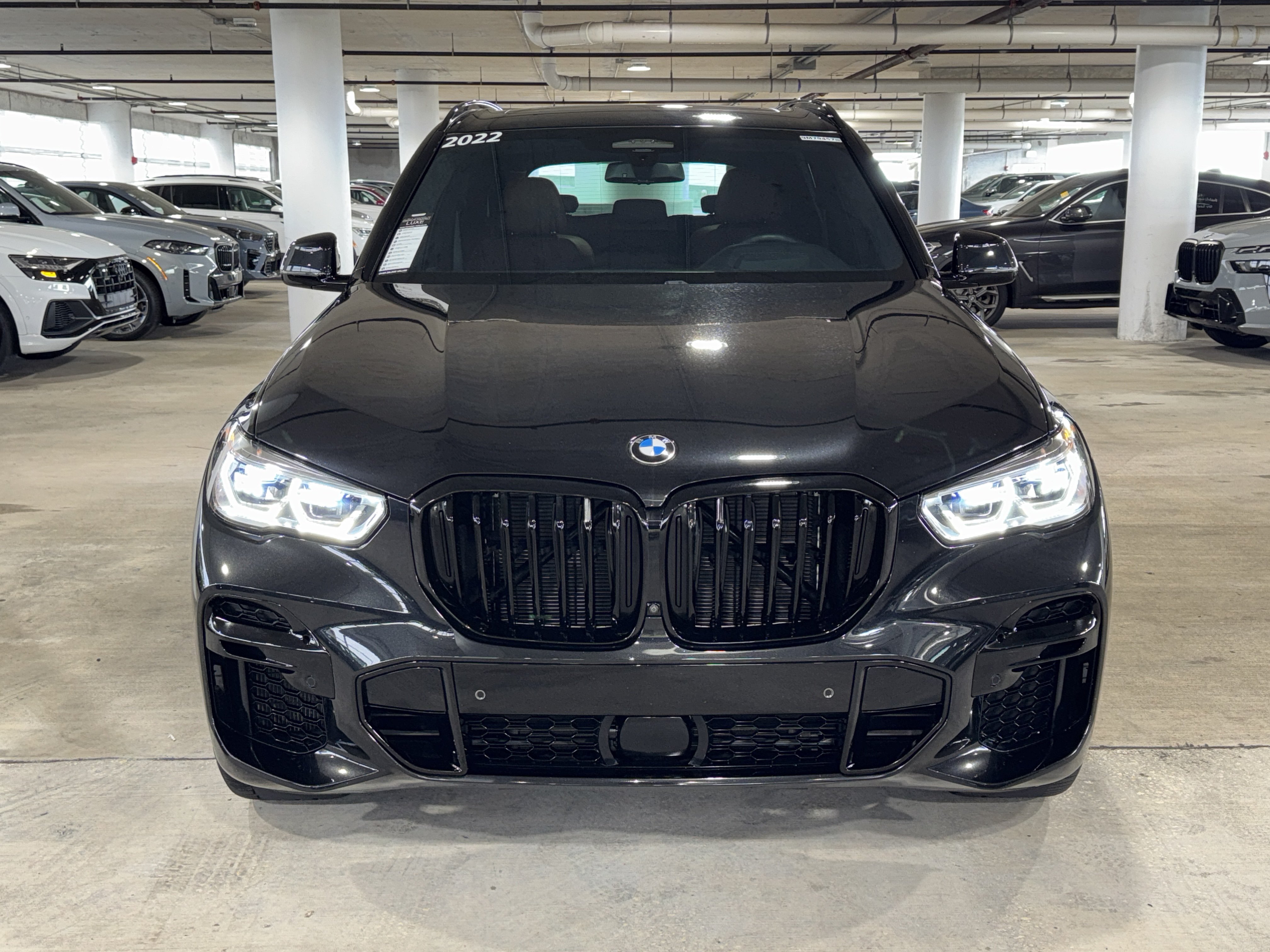 Used 2022 BMW X5 M50i w/ Executive Package AWD/4WD image 3