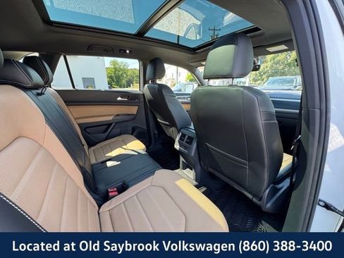 Certified 2022 Volkswagen Atlas Cross Sport SEL Premium R-Line image 23