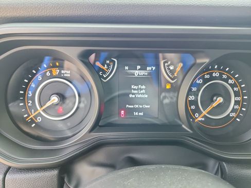 New 2025 Jeep Gladiator Sport image 14