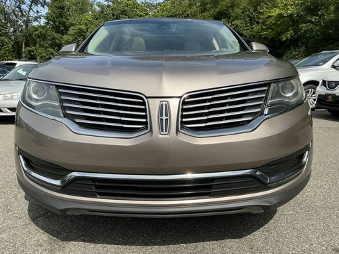 Used 2018 Lincoln MKX Reserve w/ Lincoln MKX Climate Package AWD/4WD image 3