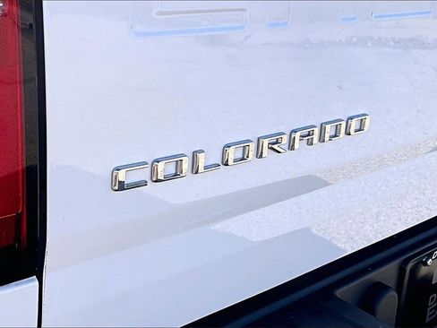 Used 2022 Chevrolet Colorado LT w/ Fleet Safety Package image 32